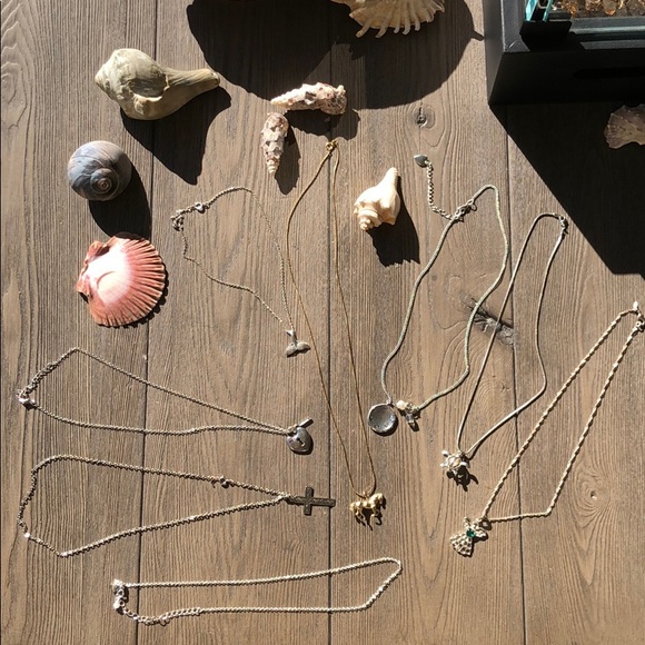 Jewelry - 🔥FREE🔥with large bundle